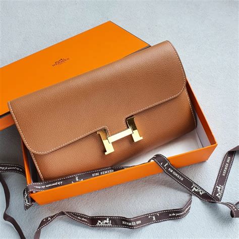 constance wallet hermes|Hermes constance wallet price.